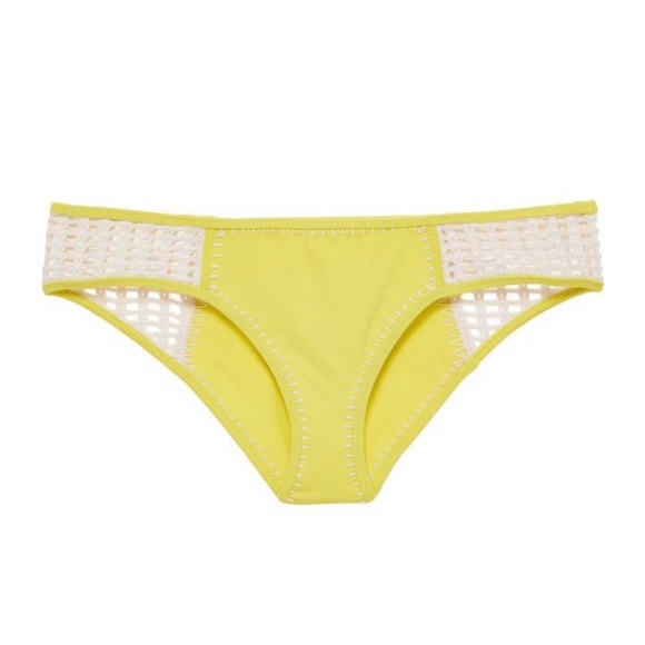 2pcs (36C Top & L Bottom) Victoria's Secret Crochet Swim Bikini Set - Picture 5 of 11